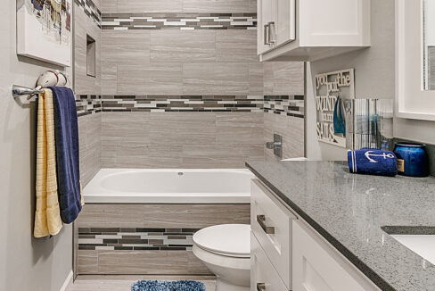 12605Pwood(1200x675)-010