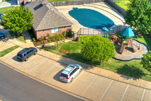 PinewoodLn 005